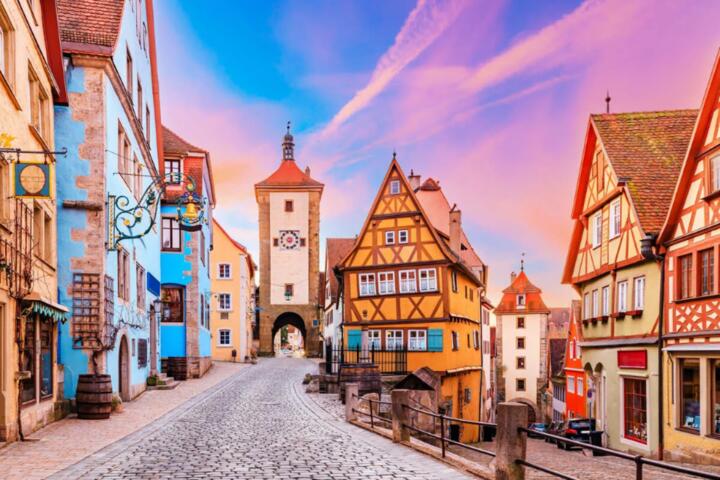 Charming Old Towns: European Cities Frozen in Time